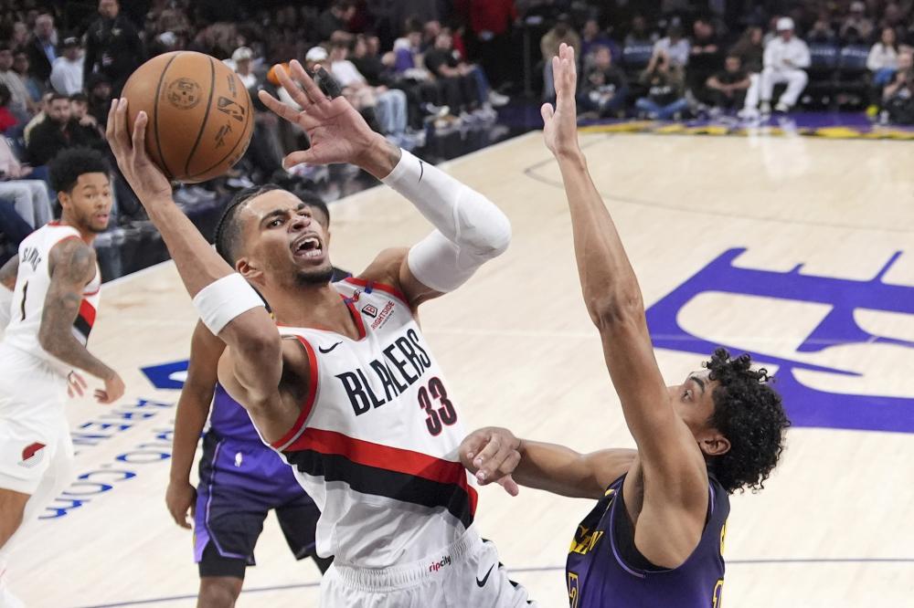 更是现代足 更是现代足