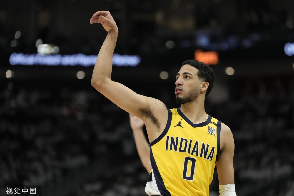 作为足球比 作为足球比